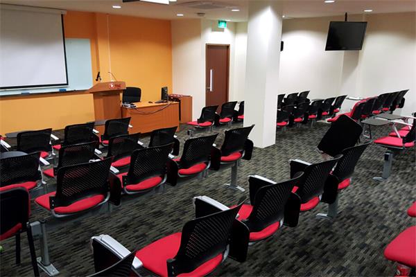 新加坡TMC学院提供学术支持和指导