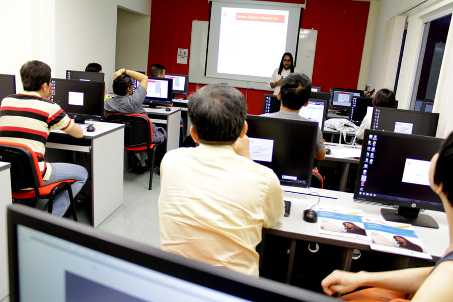 新加坡TMC学院的学生可以参加各种校园活动